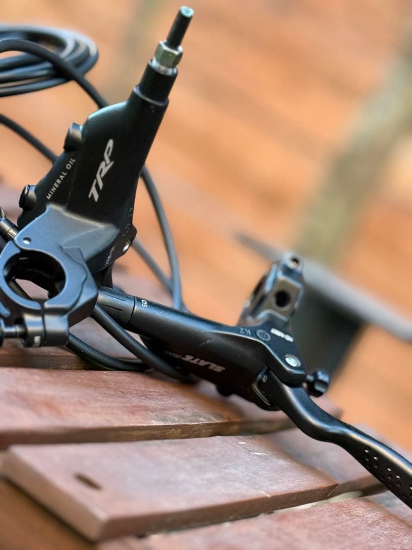 TRP Slate Evi ディスクブレーキレバーとキャリパーセット