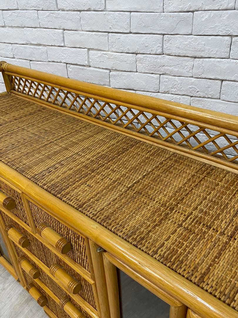 【東京都23区配送無料】ビンテージ　ラタン　チェスト　棚　サイドボード　収納　籠