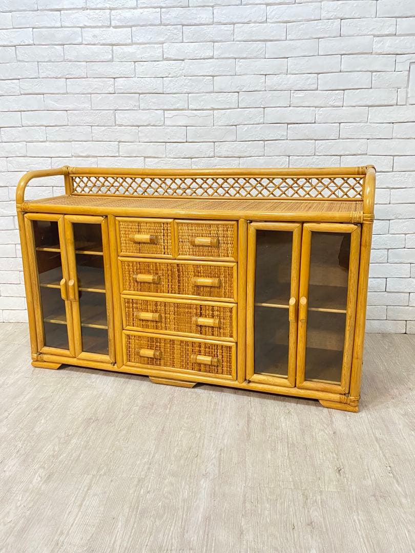 【東京都23区配送無料】ビンテージ　ラタン　チェスト　棚　サイドボード　収納　籠