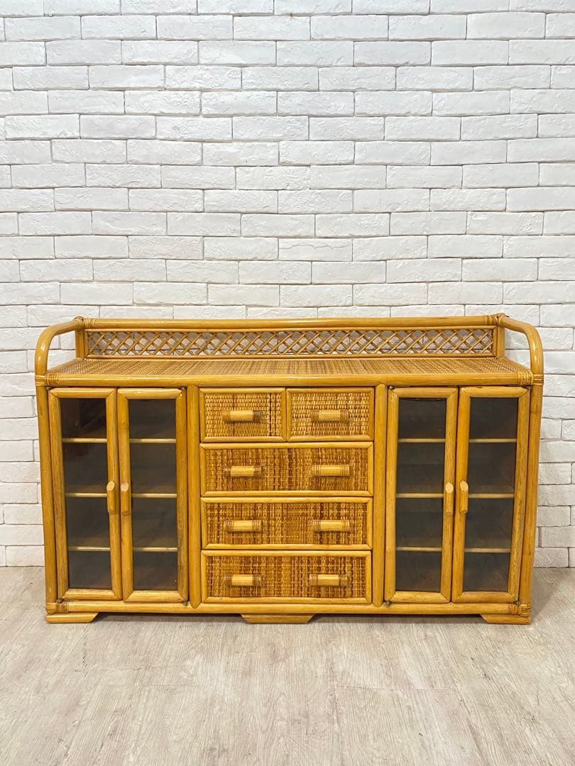 【東京都23区配送無料】ビンテージ　ラタン　チェスト　棚　サイドボード　収納　籠