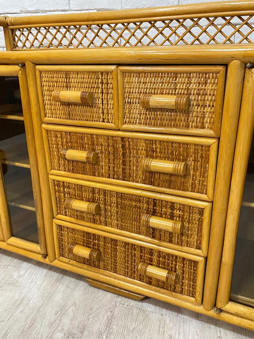 【東京都23区配送無料】ビンテージ　ラタン　チェスト　棚　サイドボード　収納　籠