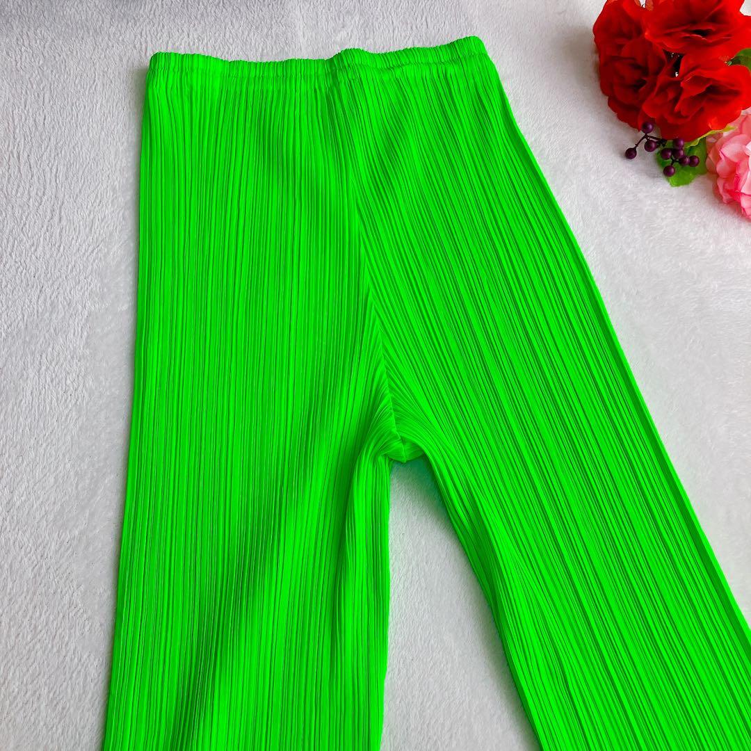 プリーツプリーズ イッセイミヤケ★ハイウエスト ビビッドカラーパンツ【極美品】