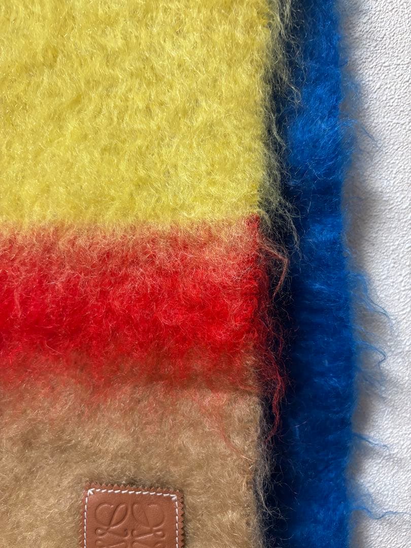 LOEWEロエベマルチカラーマフラー