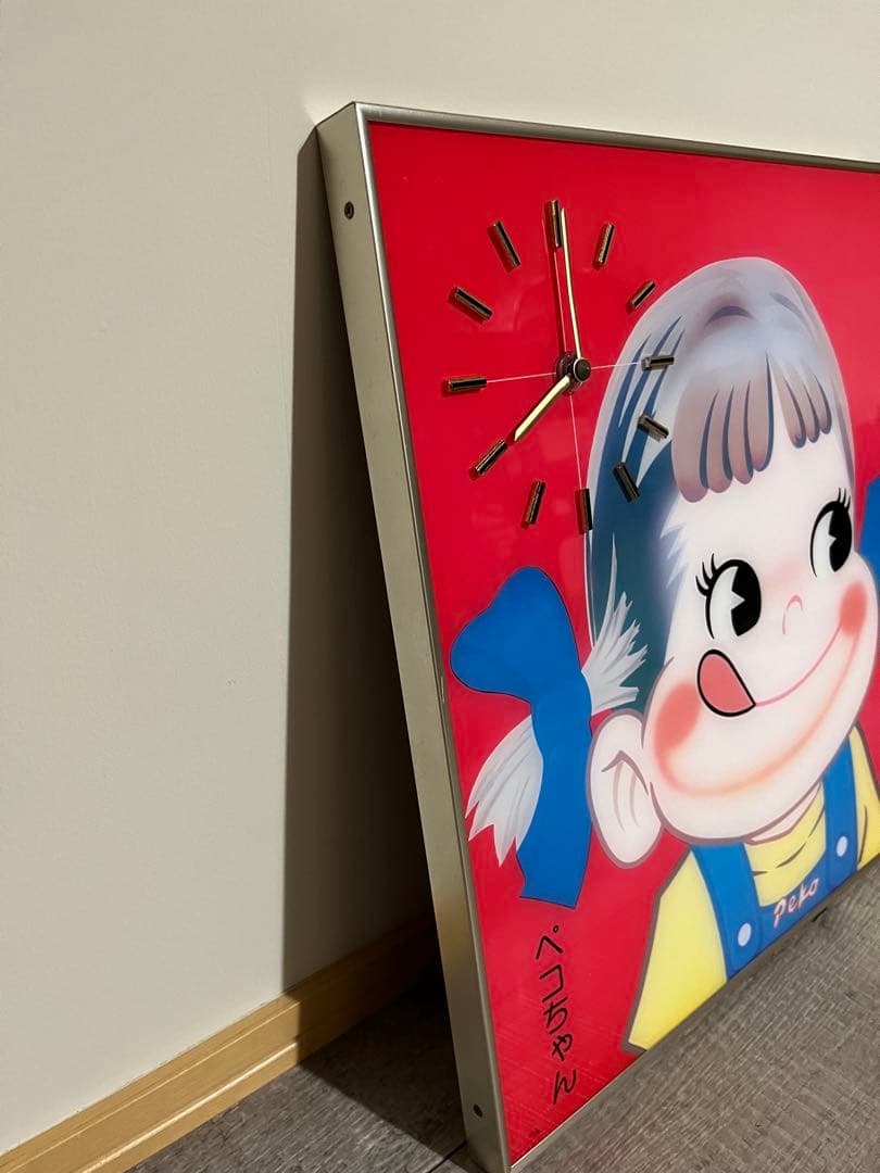 ペコちゃん 壁掛け時計