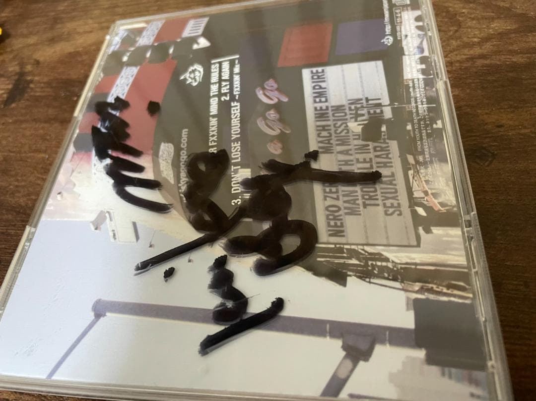 カミカゼサイン入り　NEVER FXXKIN' MIND THE RULES