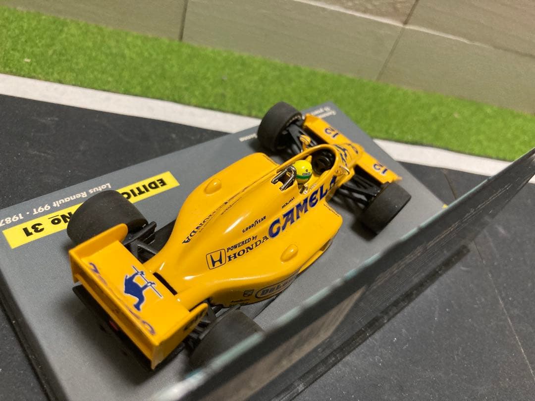 ミニチャンプス(キャメル仕様)‼️ロータスホンダ99T アイルトンセナ