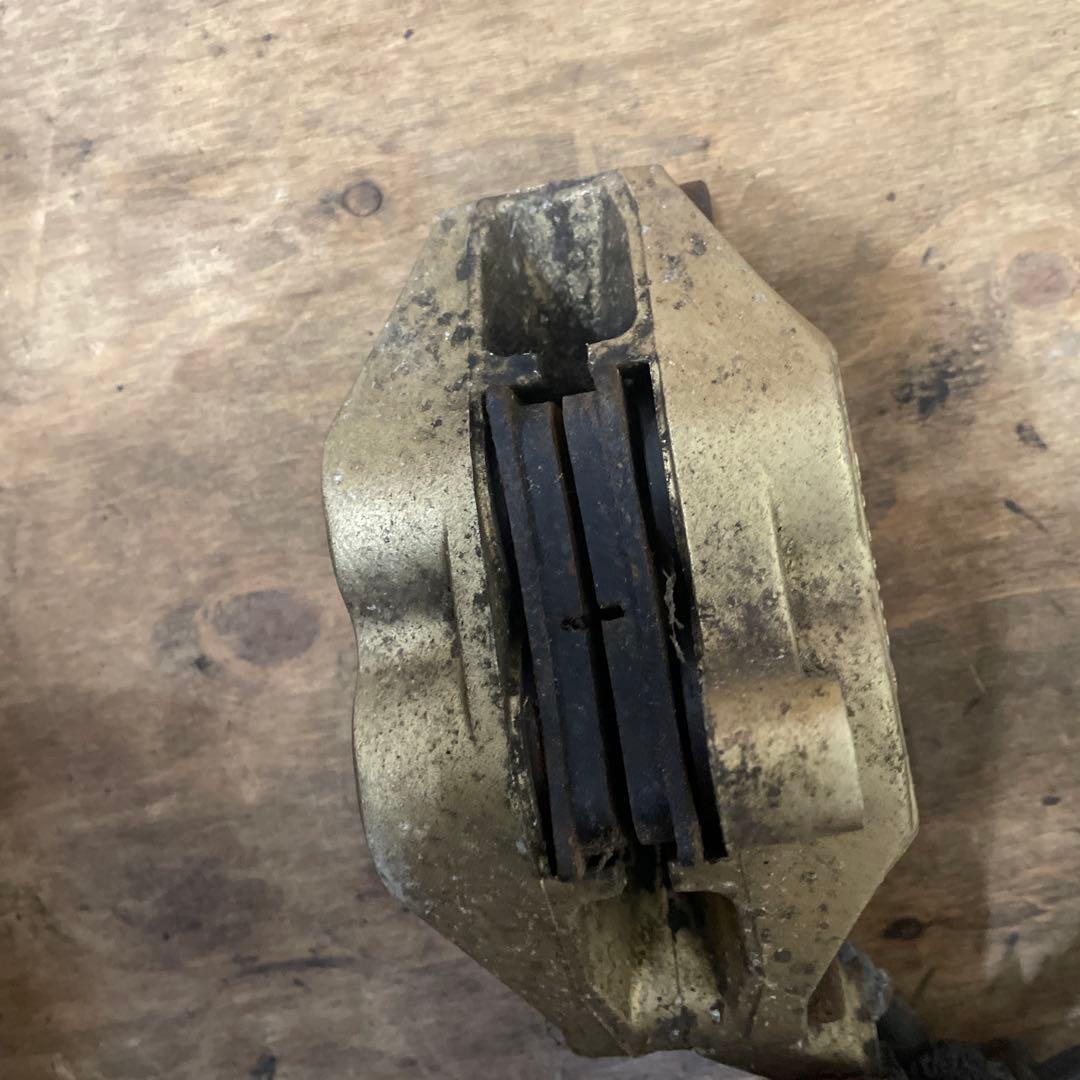 【最終値下げ】XJR400 4HM 純正ブレンボキャリパー ヤマンボ