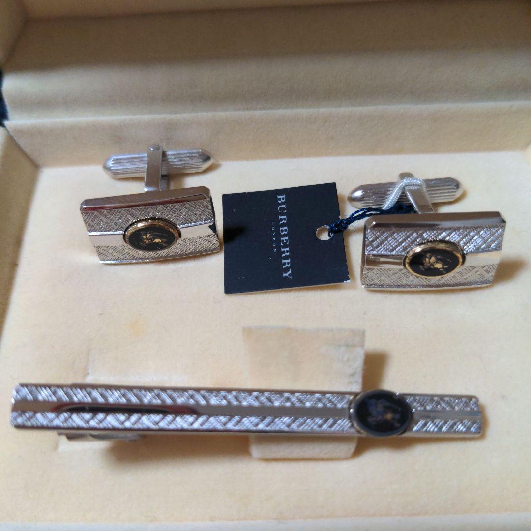 sora0526→BURBERRY カフスとネクタイピンセット