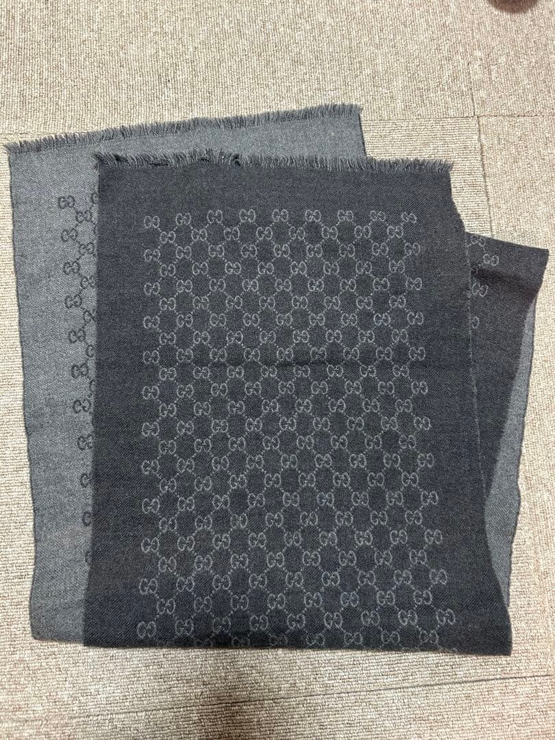 GUCCI GGパターン グレー マフラー