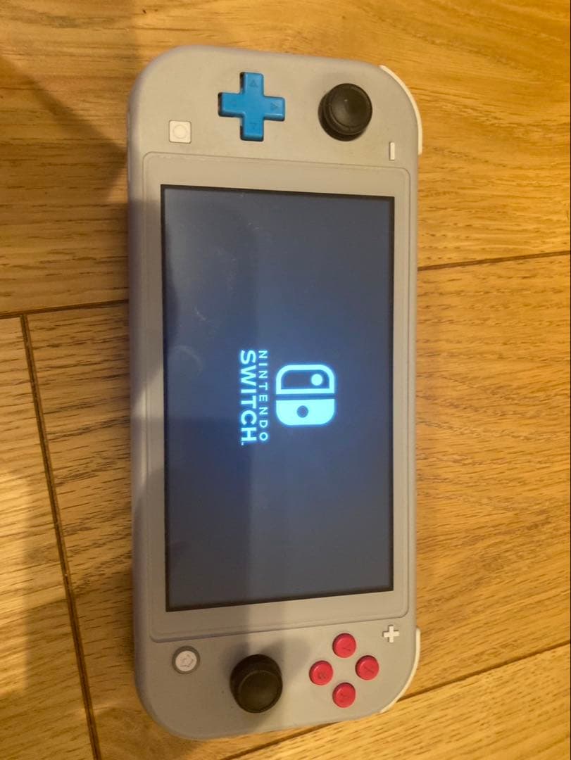 Nintendo Switch Lite ポケモン　ザシアンザマゼンタ