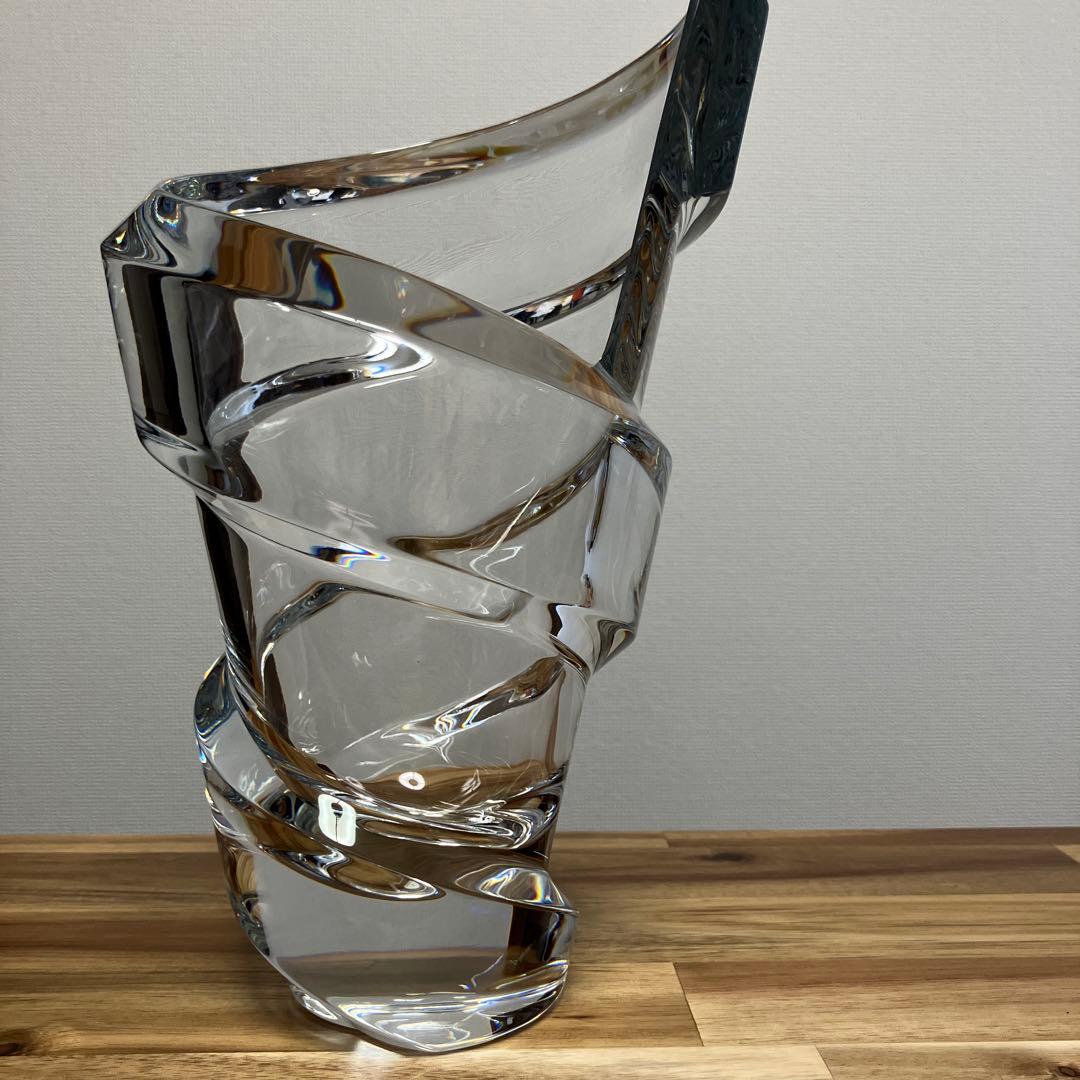 バカラ　花瓶　スパイラル