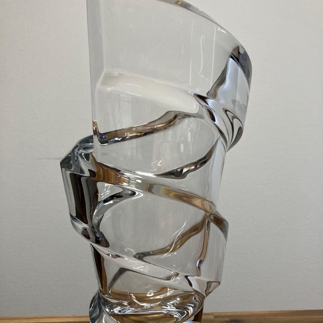 バカラ　花瓶　スパイラル