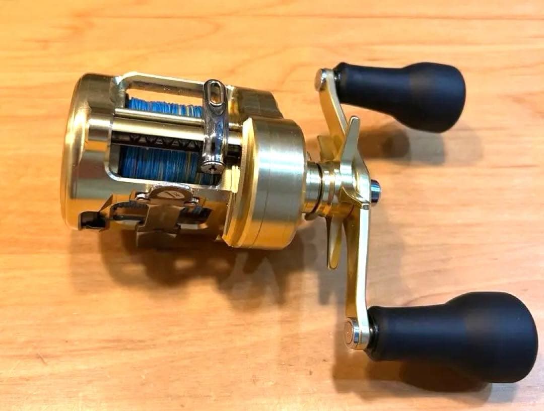 シマノ　カルカッタコンクエスト　MD 401XGLH 限界値下げ！早いも勝ち！