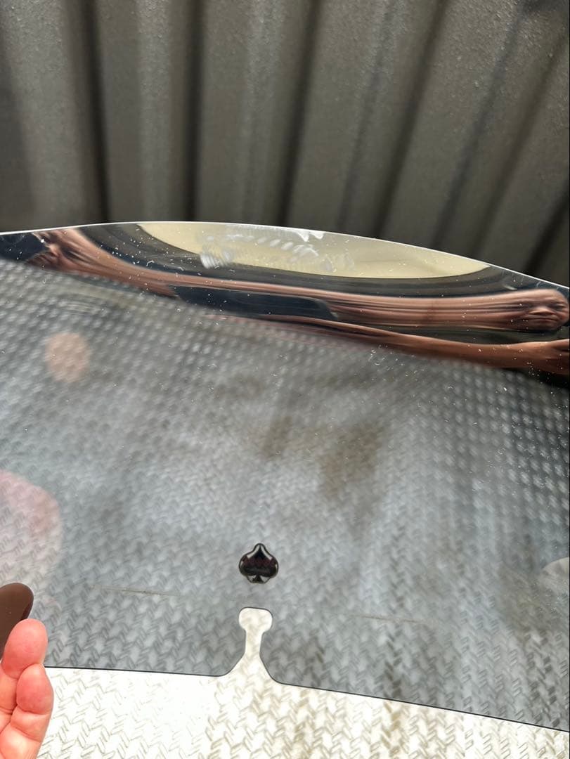 クロックワークス　ウインドシールド