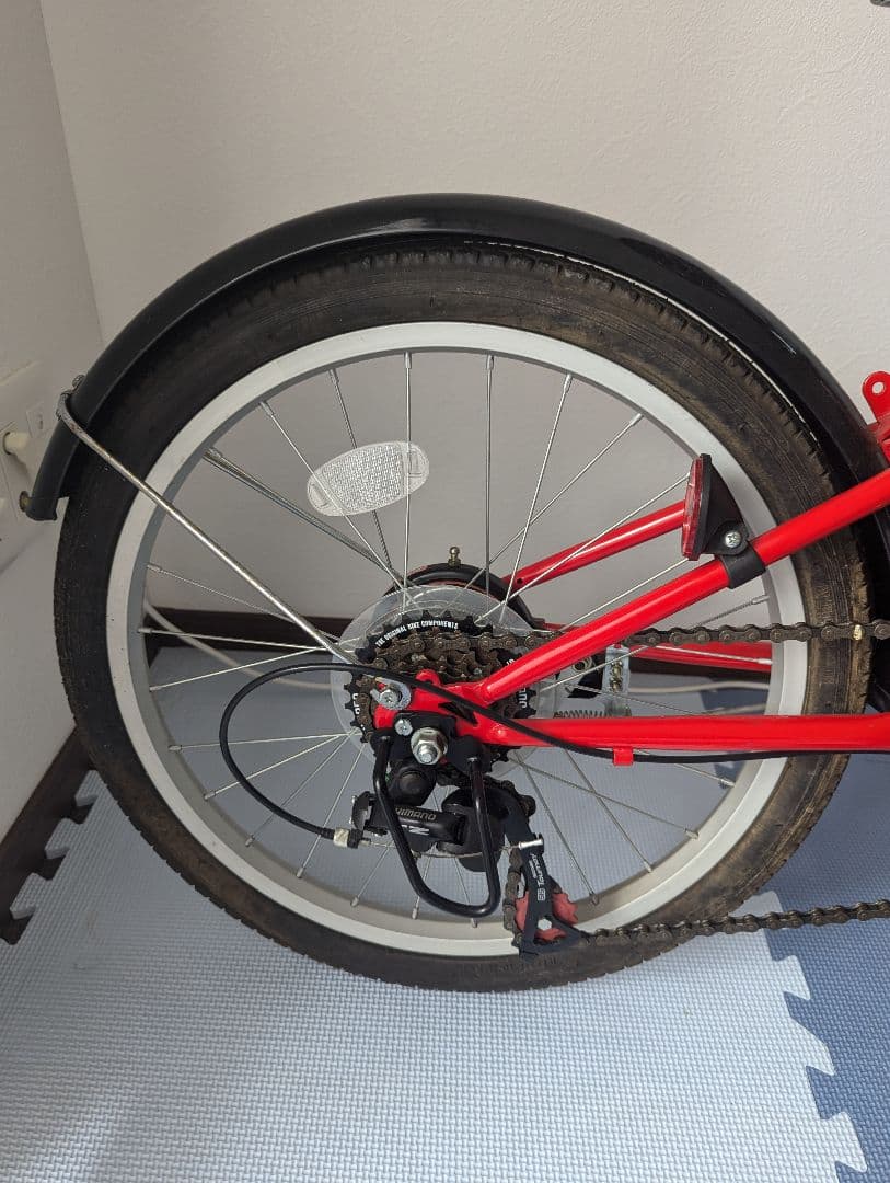 引き取り希望！ カゴ付き　赤色とデザインが可愛い　折りたたみ自転車　２０インチ