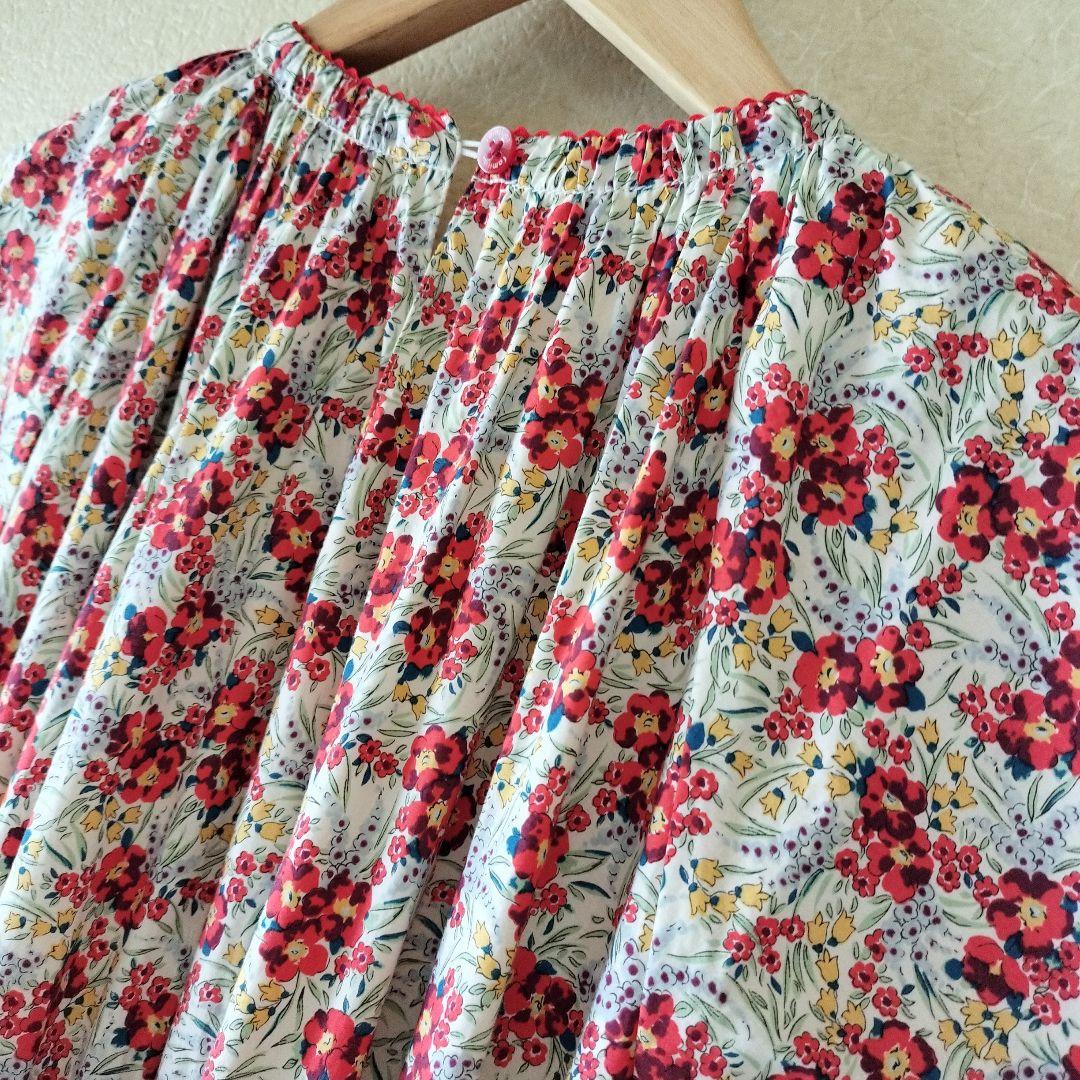 familiar ファミリア　可愛いリバティプリントワンピース　美品　150