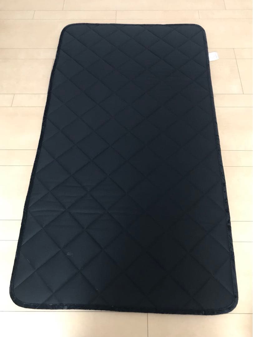 ヨサ　カーリスマット