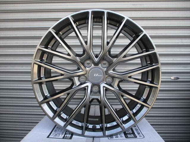 新品4本セット☆18×7J+40　現行レクサスNX・レクサスUX・BZ4X