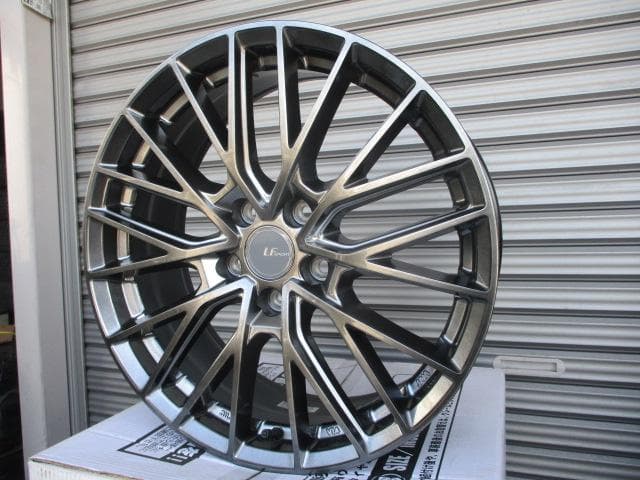 新品4本セット☆18×7J+40　現行レクサスNX・レクサスUX・BZ4X