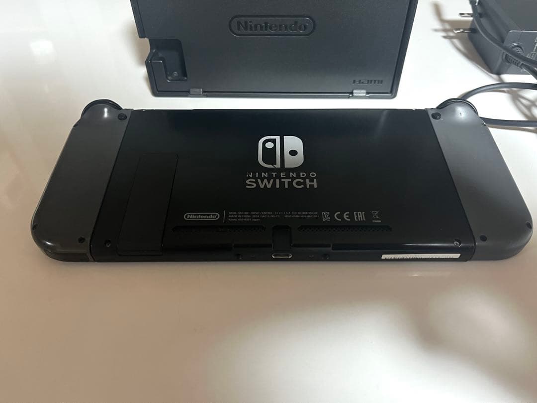Nintendo Switch 本体 グレー ドック付き