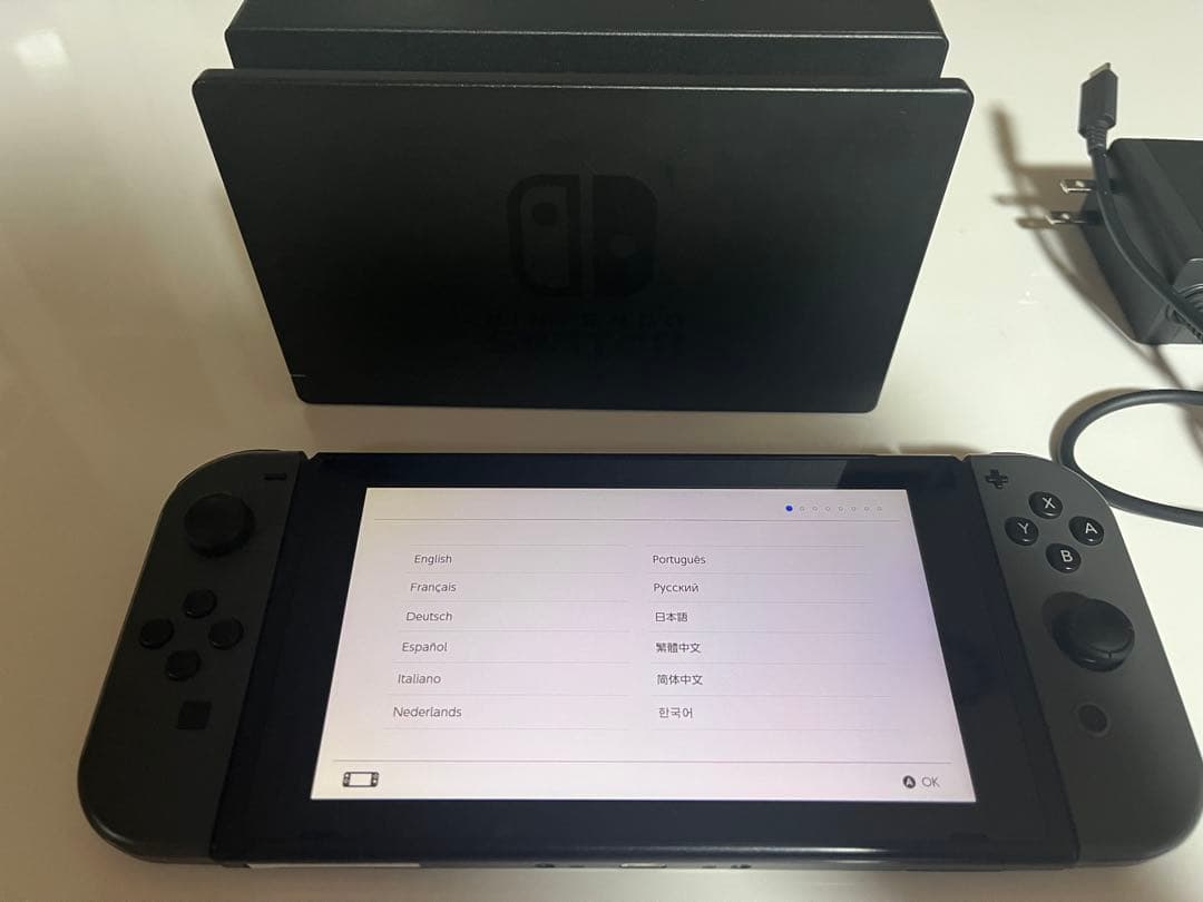 Nintendo Switch 本体 グレー ドック付き