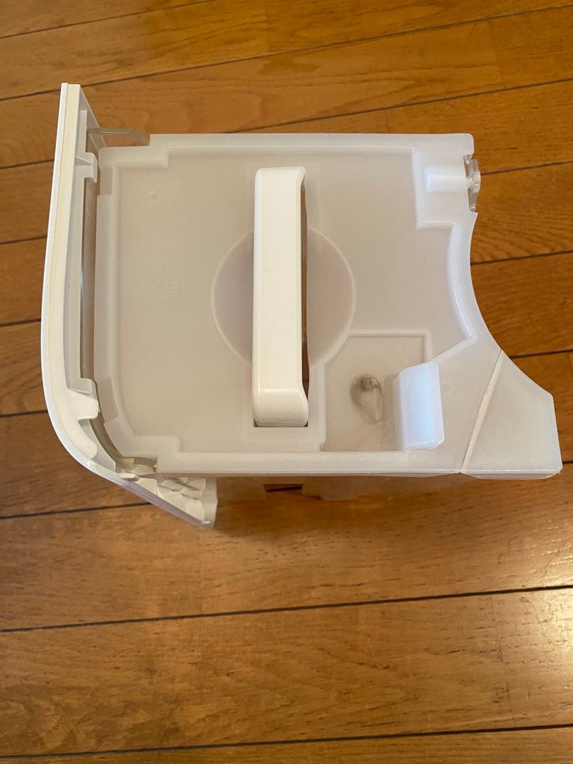 これからの季節に！衣類乾燥除湿機　SHARP CV-L71W 2020年製