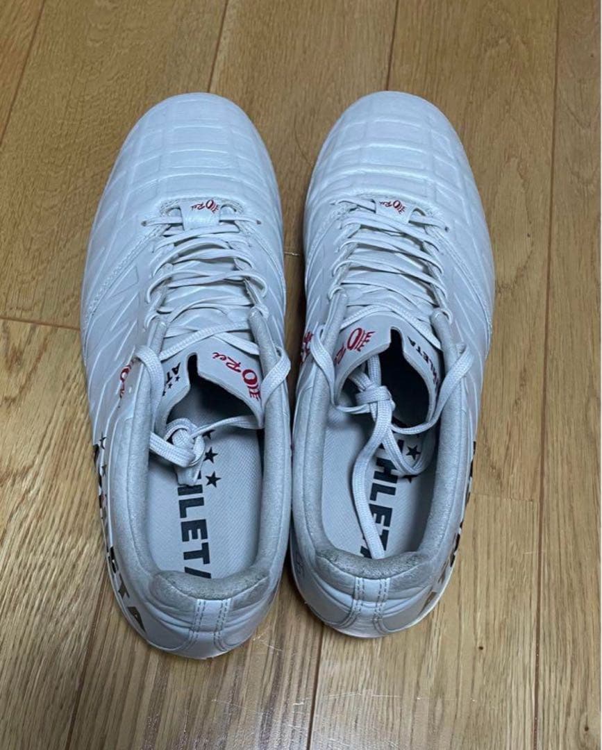 セール中！アスレタ　サッカースパイク 26.5cm¥11,800→¥8,800