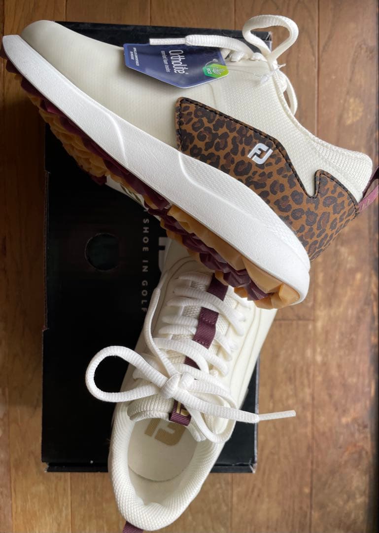 ♣️くるみさま専用♣️ FootJoy ホワイト スニーカー ヒョウ柄