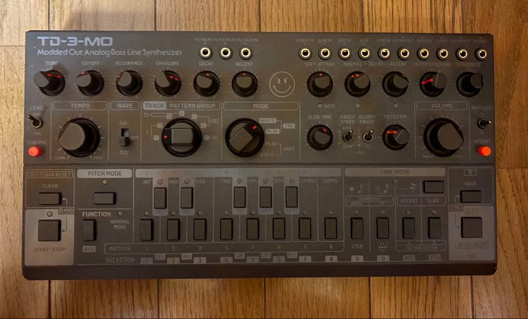TD-3-MO アナログベースラインシンセサイザー