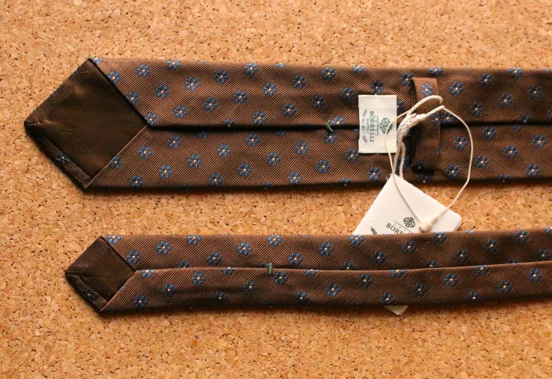 未使用 ナポリ名門 ルイジ・ボレッリ ブラウン×ブルー アズーロエマローネ 小紋