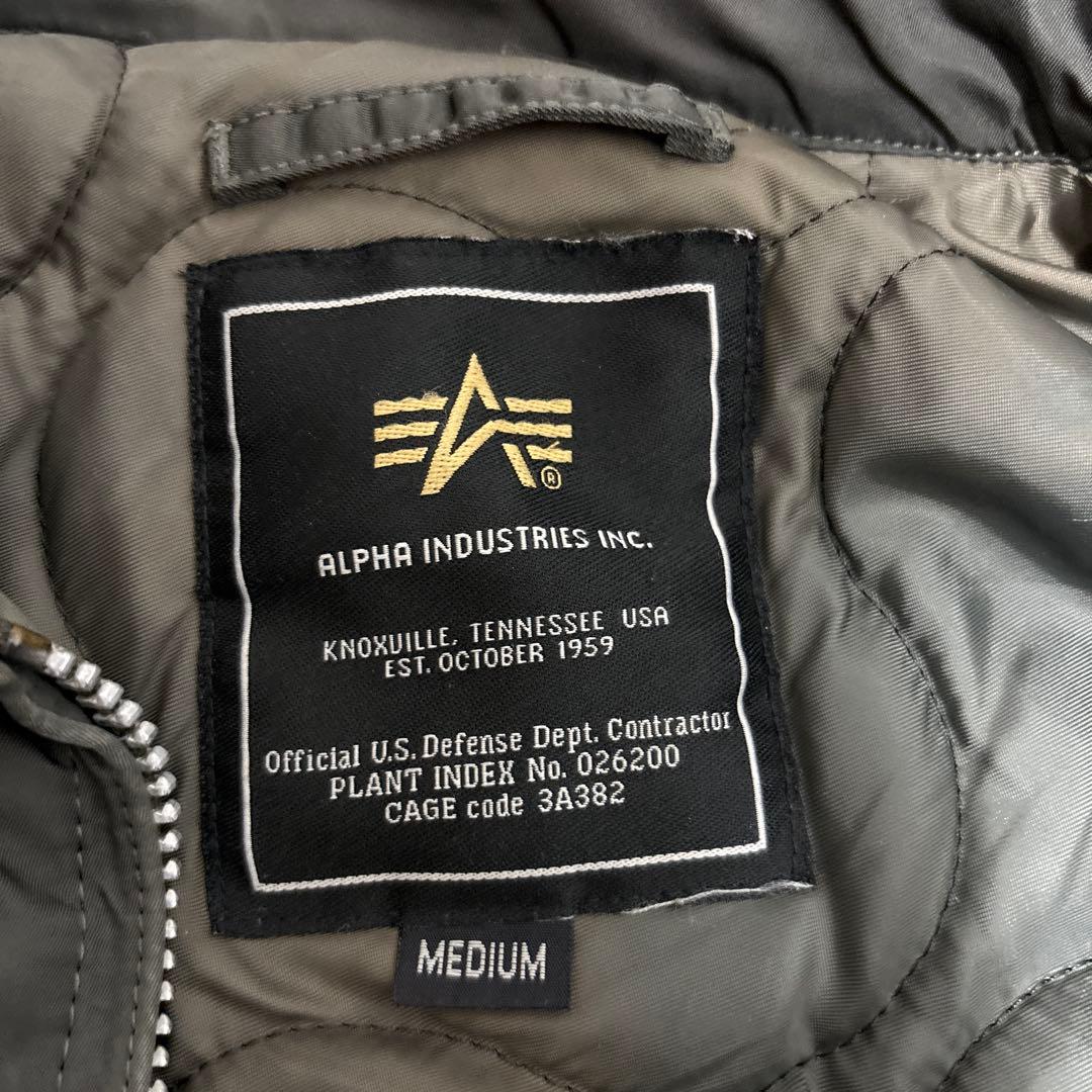 alphaフライトジャケット