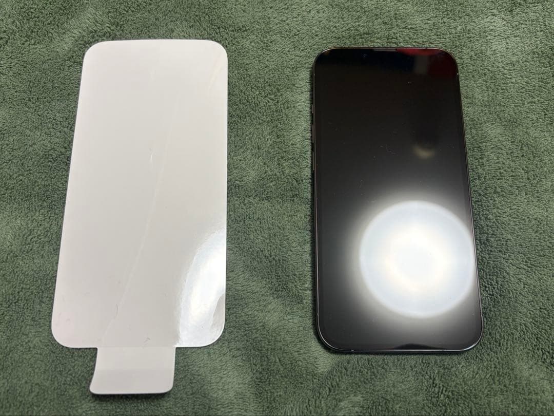 iPhone13pro グラファイトブラック　256GB docomo SIM