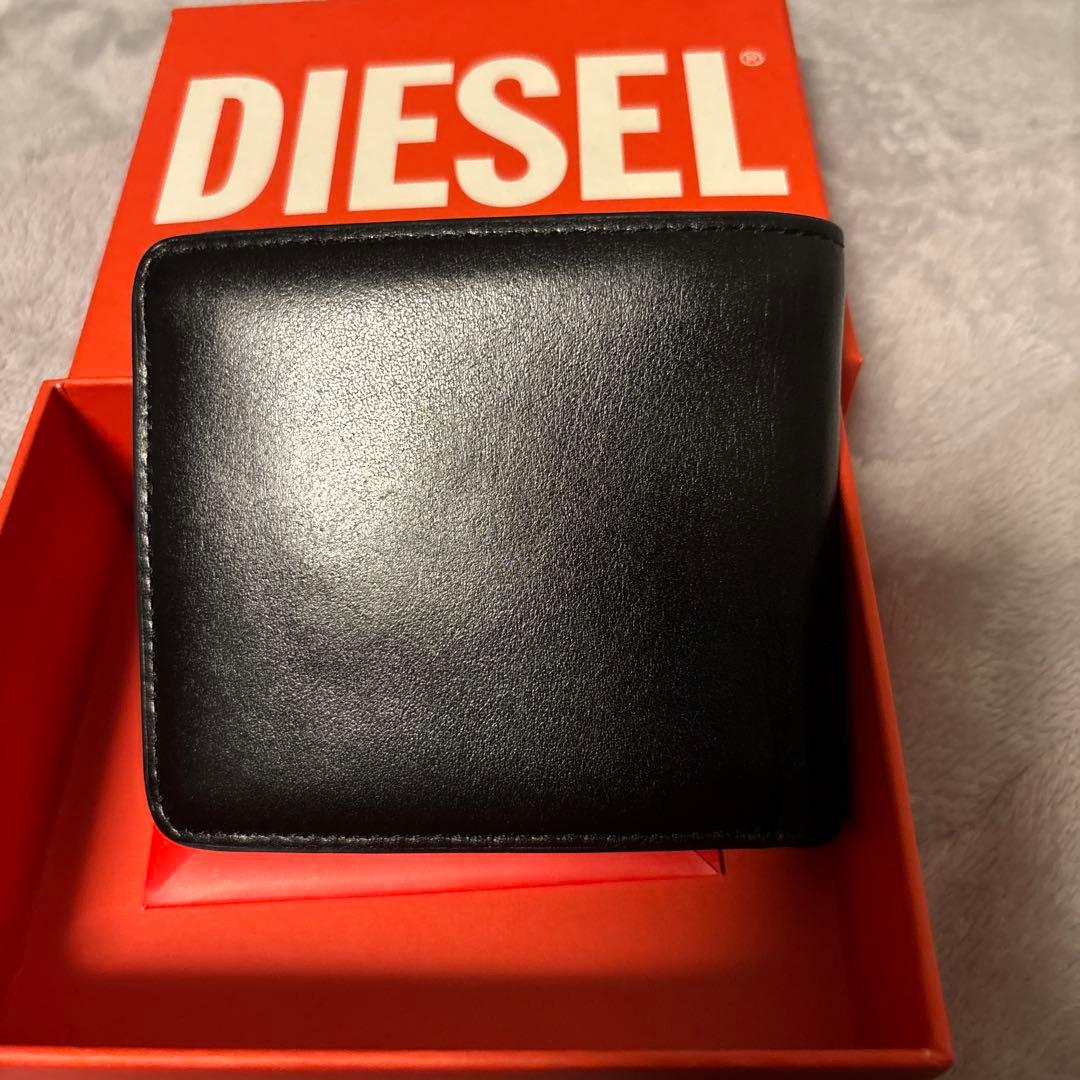 DIESEL 二つ折り財布 ブラック IS310