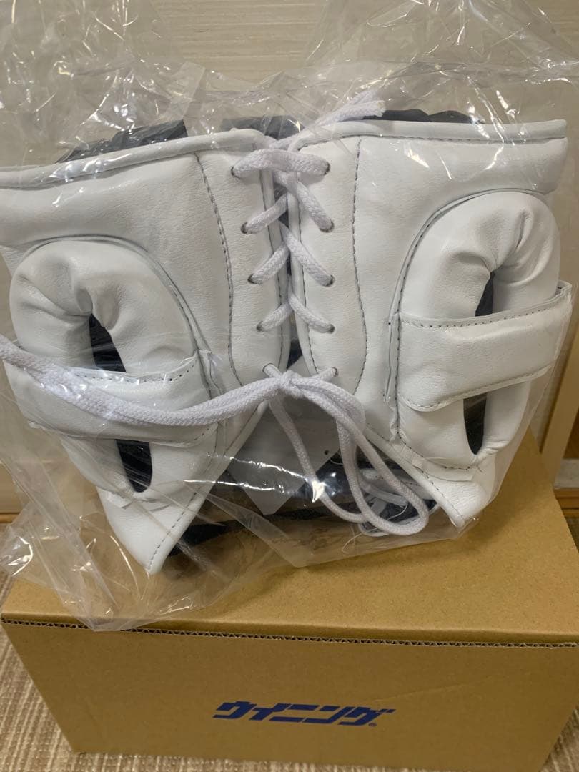 Winning FG-5000 ヘッドギア Mサイズ 白