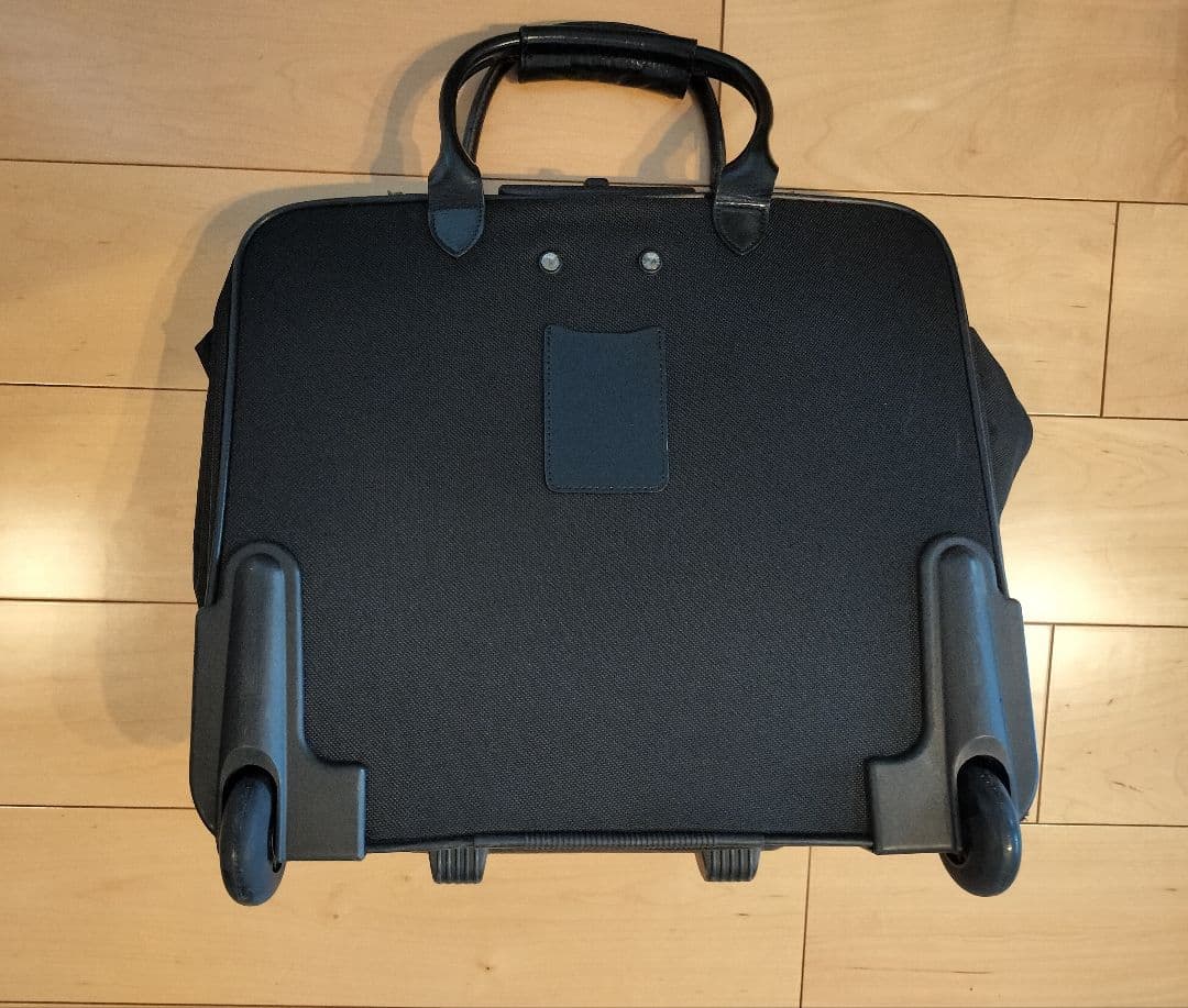 LONGCHAMP ブラック キャリーケース