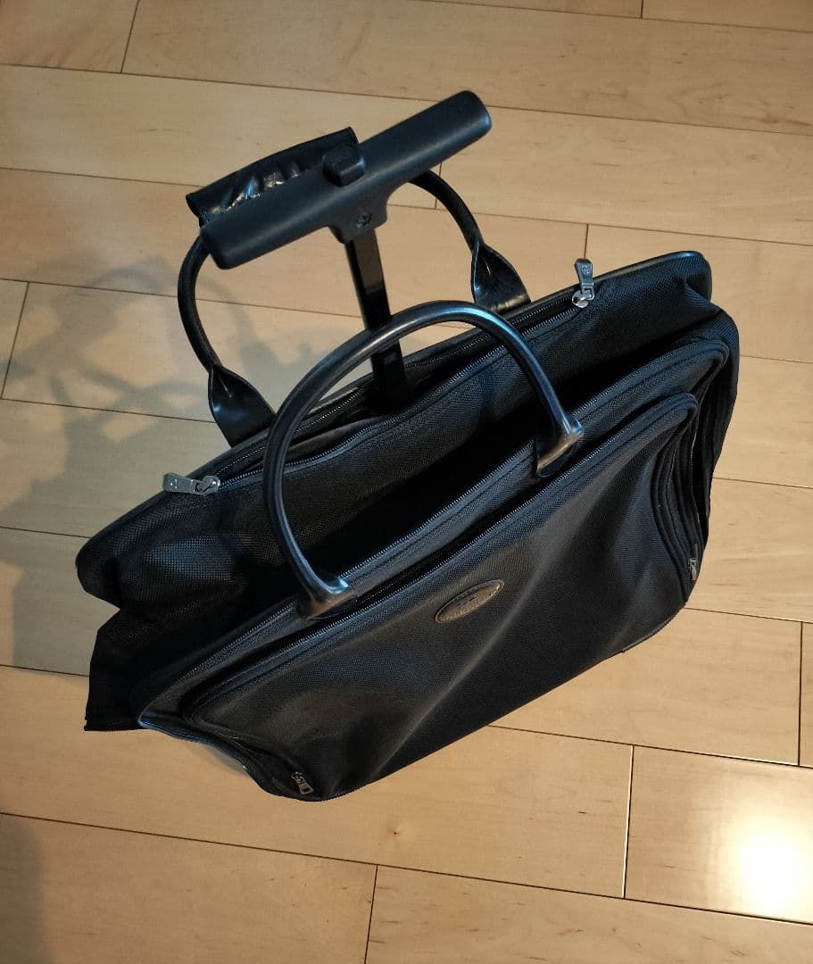 LONGCHAMP ブラック キャリーケース