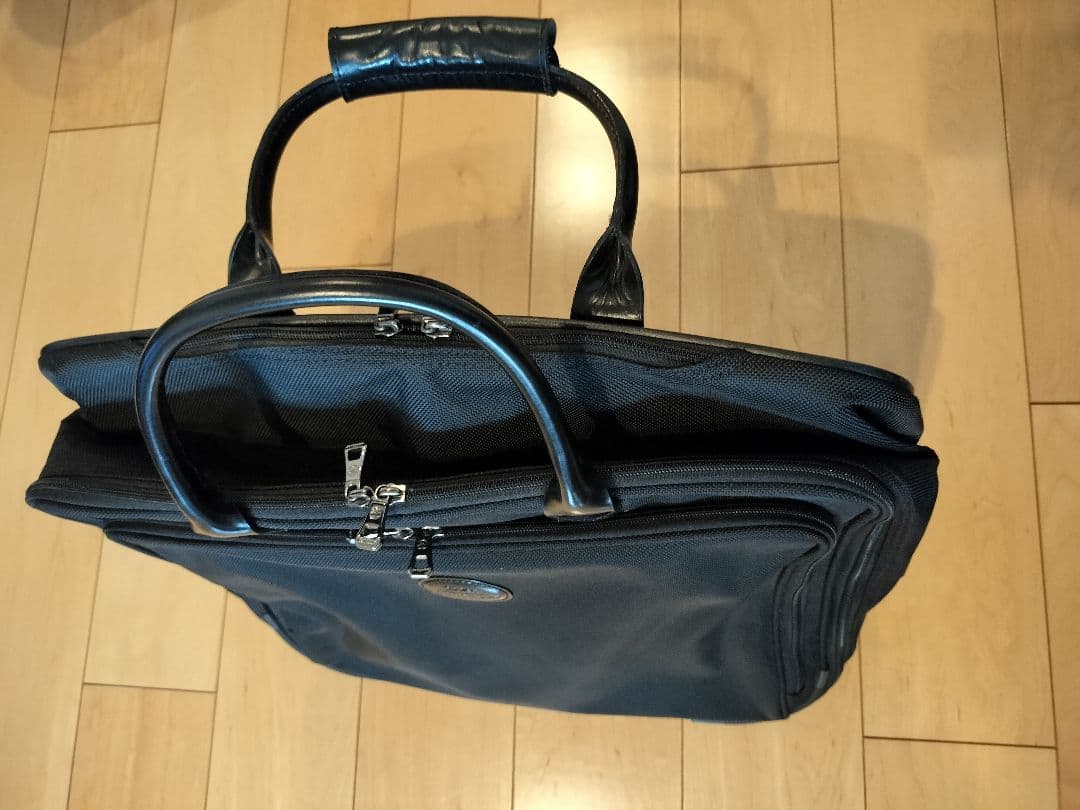 LONGCHAMP ブラック キャリーケース