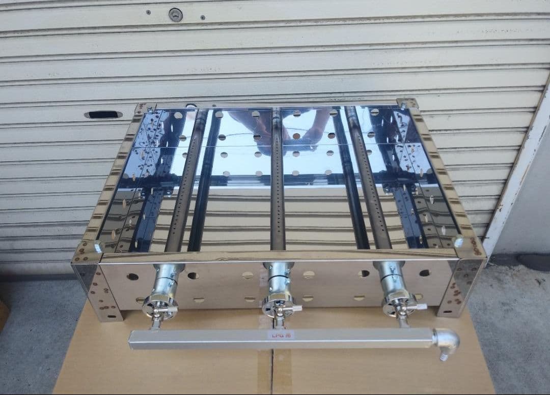 2万円台　新品グリラー　未使用　業務用にも　プロパンガスグリドル　鉄板焼グリラー