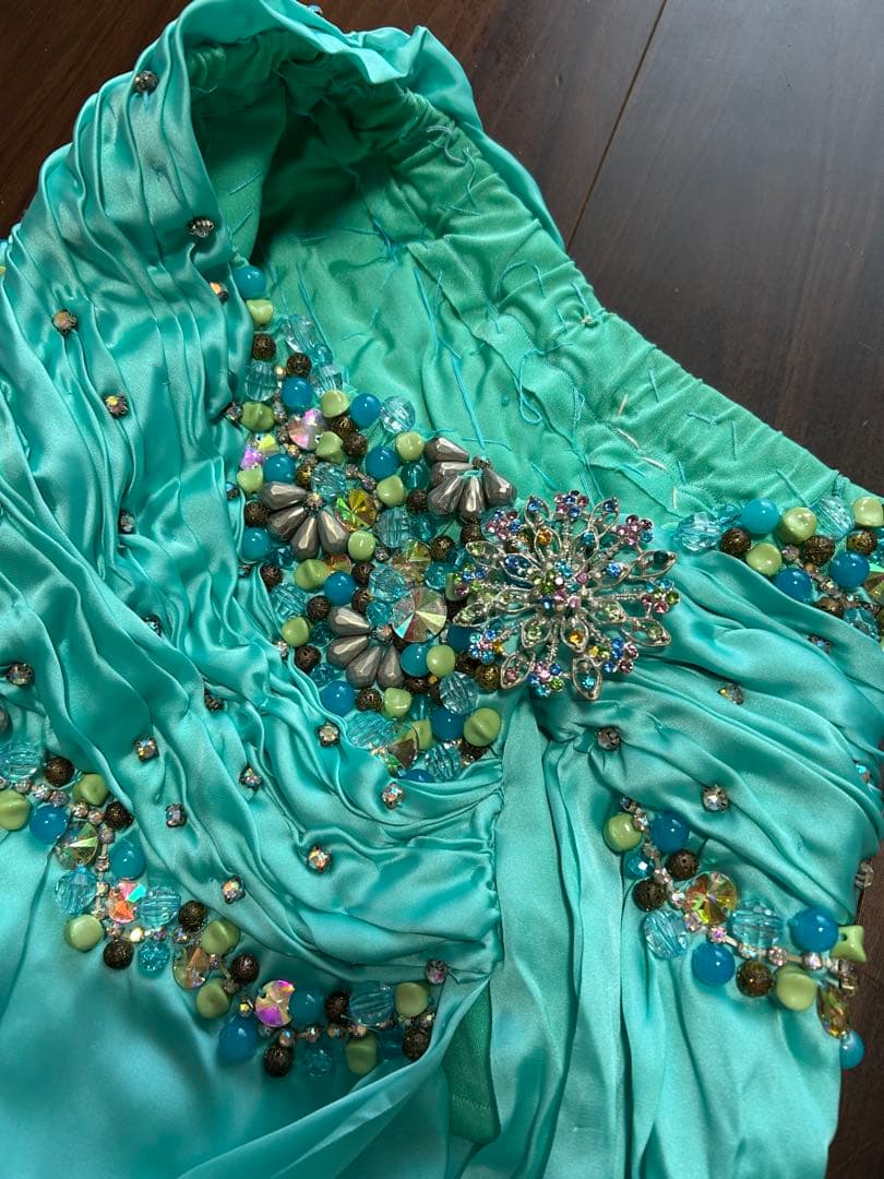 ベリーダンス　衣装　エジプト製　ミントグリーン