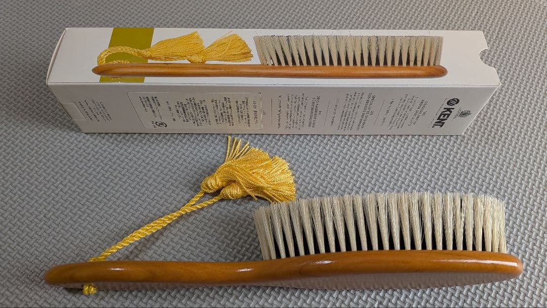 G.B.KENT 洋服ブラシ　ベストセラーモデル 最高級豚毛 CS7A