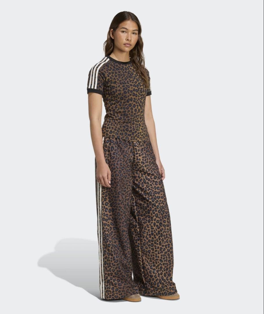 アディダス ヒョウ柄 ワイドパンツ