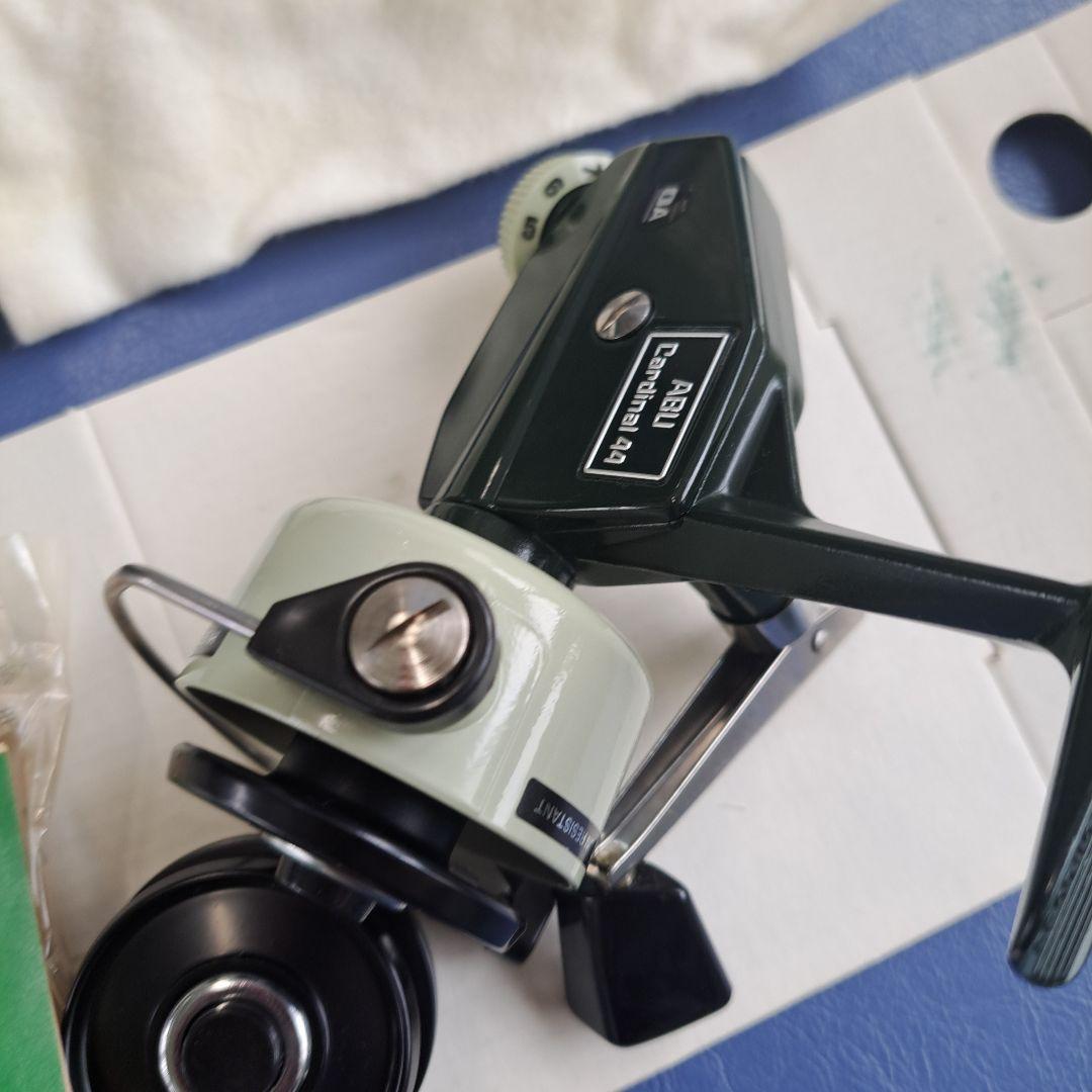 ABU Cardinal 44 カーディナルスピニングリール新品未使用カードあり