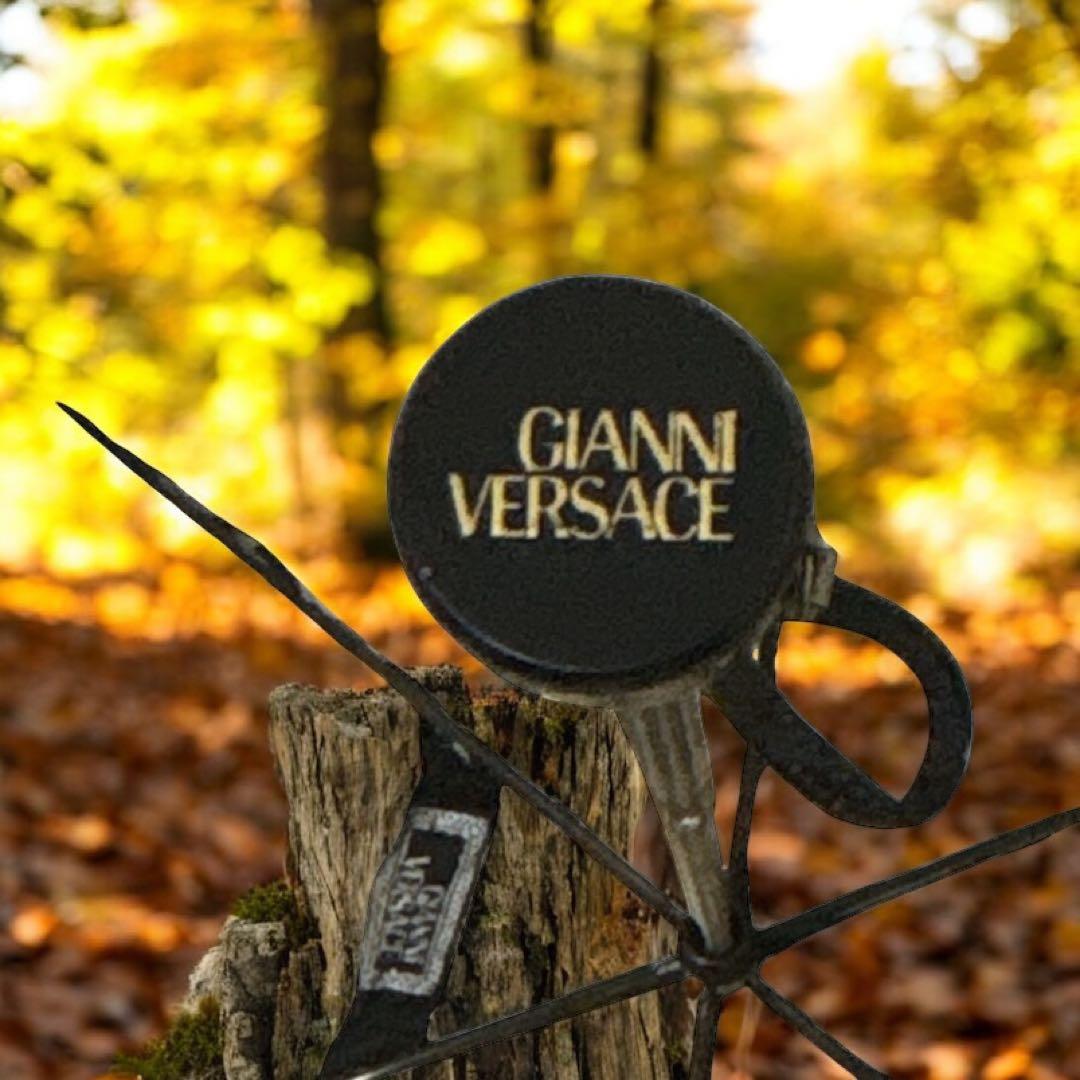 【美品】GIANNI VERSACE 折りたたみ傘 　大判