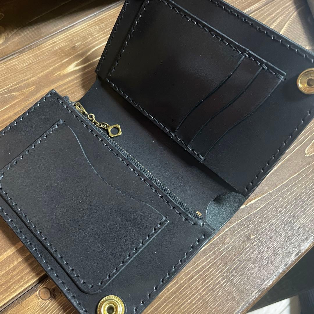 ミドルトラッカーウォレット　栃木レザー　ワイルドブラック お札折らずに収納