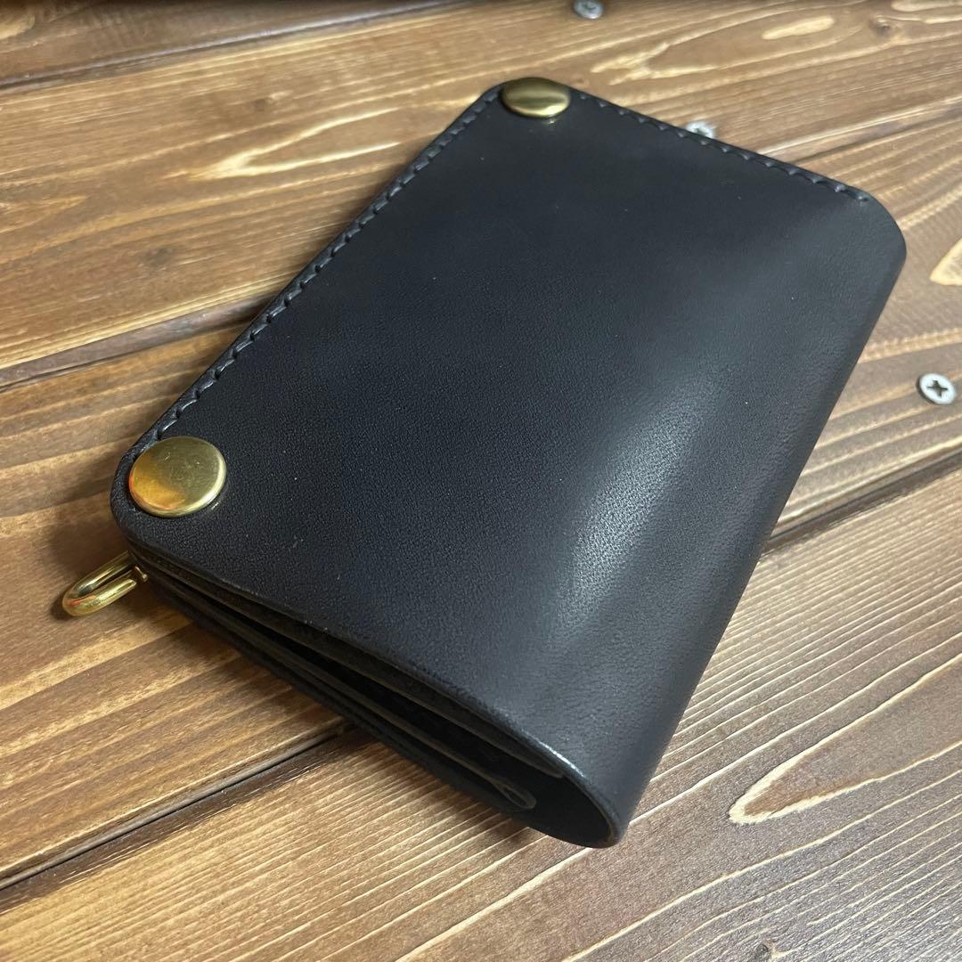 ミドルトラッカーウォレット　栃木レザー　ワイルドブラック お札折らずに収納