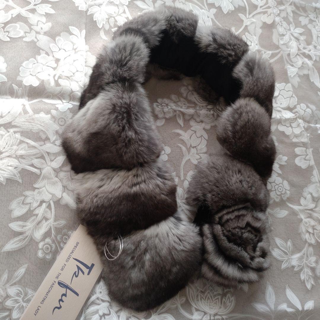 新品未使用　百貨店購入　タグ付き　チンチラマフラー　グレー　リアルファー