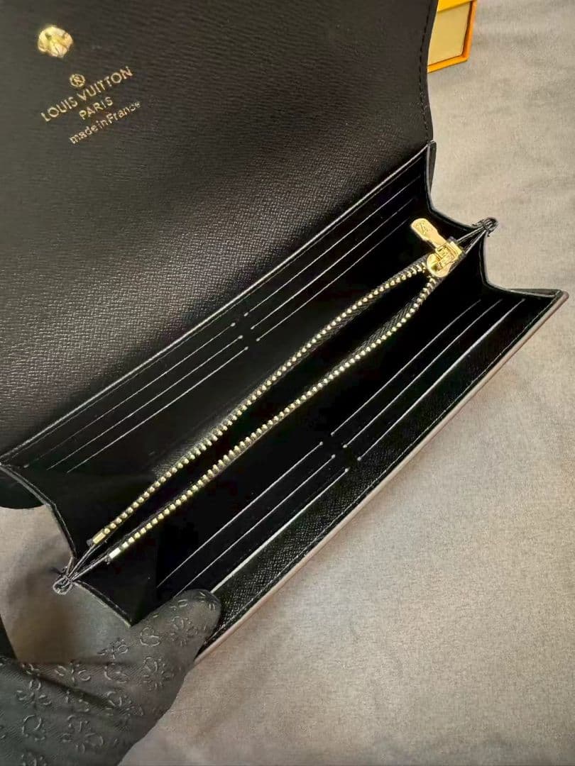 【匿名送料込み】 長財布