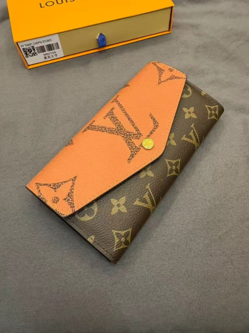 【匿名送料込み】 長財布