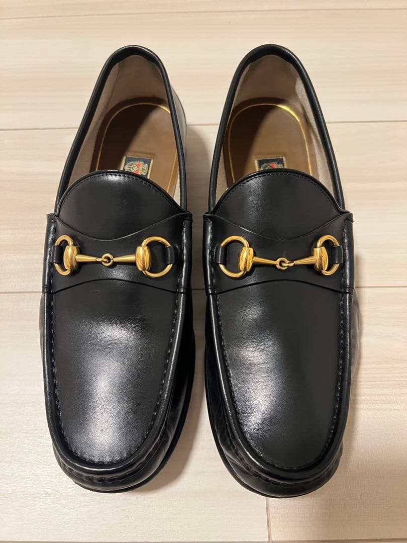 Gucci ブラック ローファー