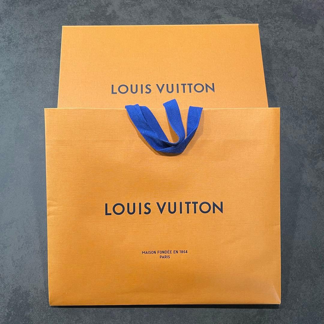 LOUIS VUITTON ルイヴィトン エルシャプ モノグラム クラシック